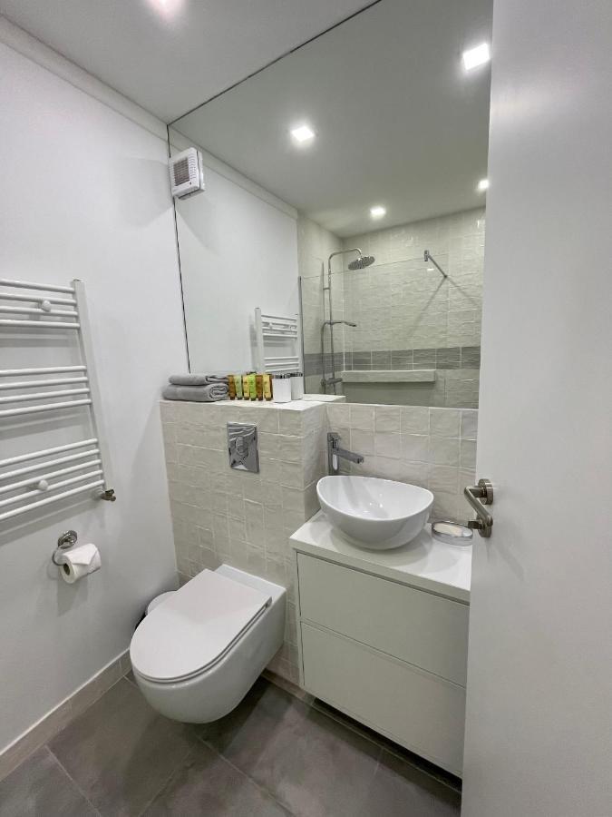 Cozy 1 Bedroom Apartment Орадеа Екстериор снимка